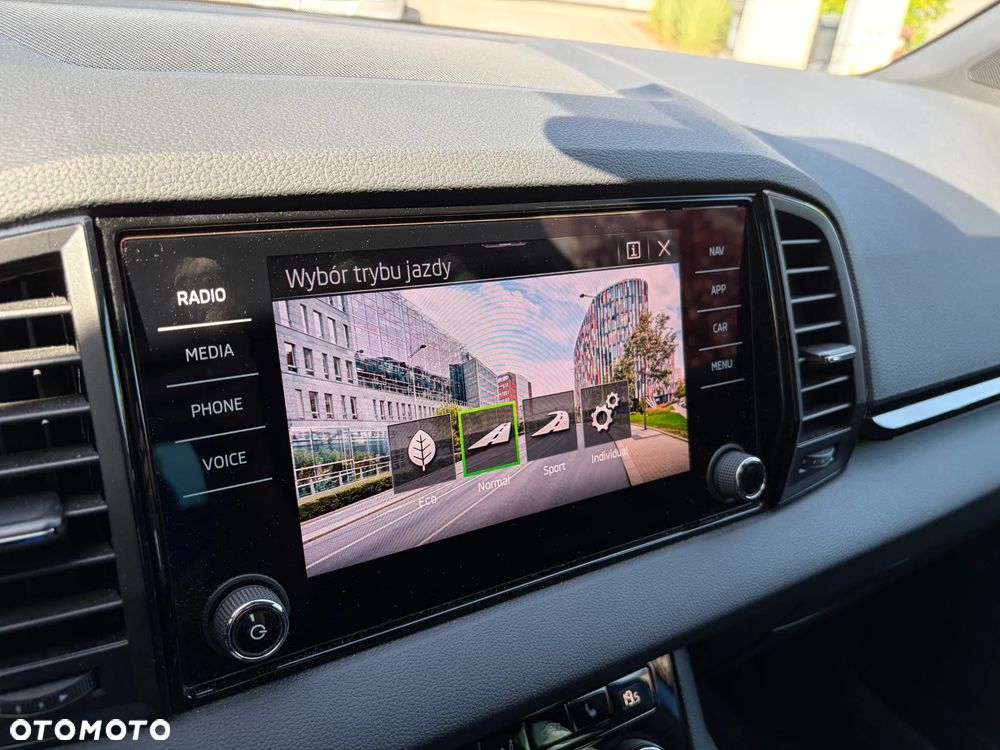 Skoda Karoq 1.5 TSI ACT Sportline DSG - 13
