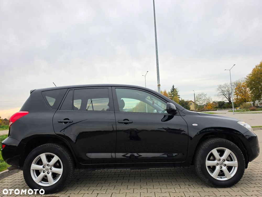 Toyota RAV4 2.0 4x4 Travel - 5