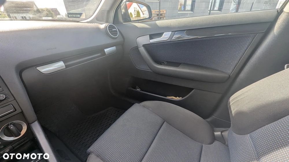 Audi A3 Sportback - 17