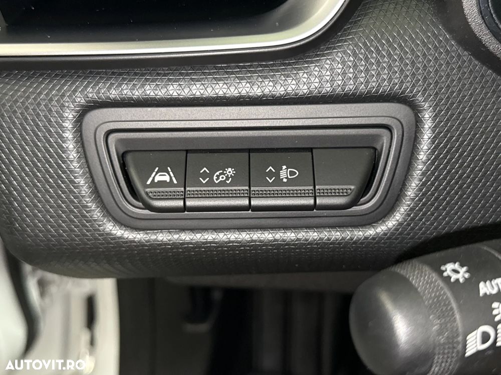 Renault Clio - 16