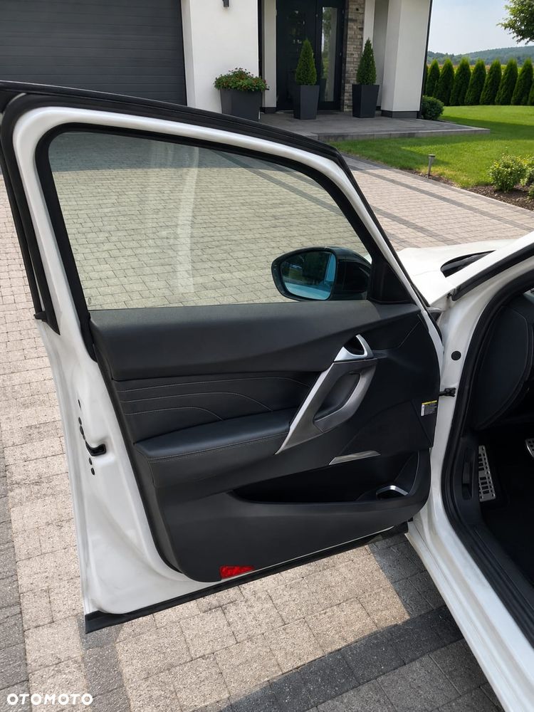 Citroën DS5 BlueHDi 180 EAT6 - 7