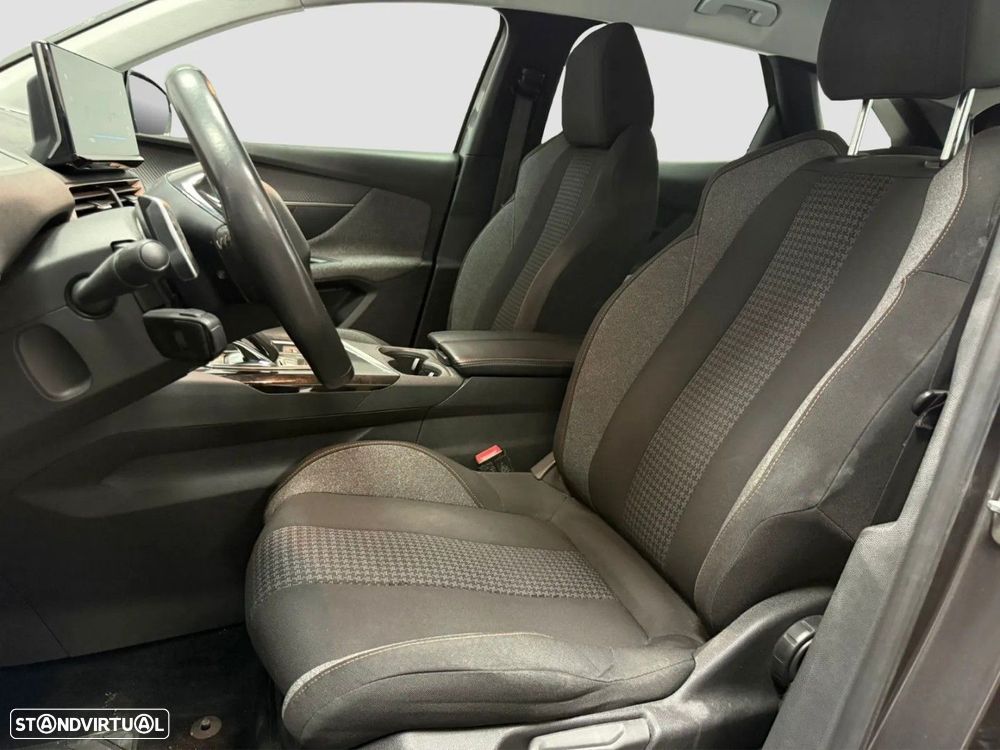 Peugeot 3008 PureTech 130 Stop & Start GPF EAT8 Active Pack - 7