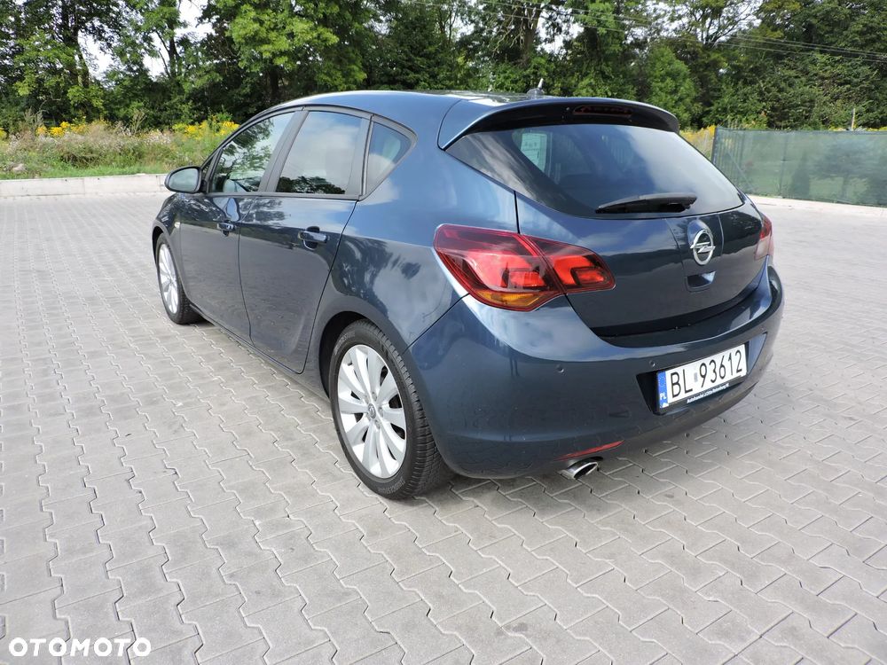 Opel Astra 1.4 T Enjoy - 4