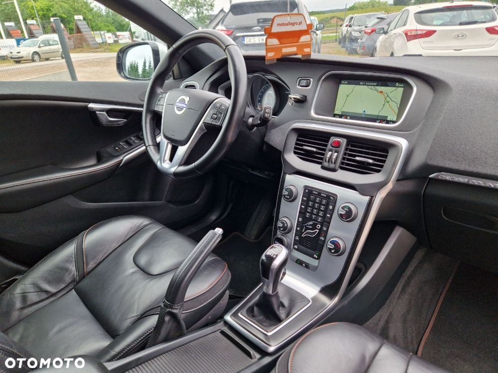 Volvo V40 Cross Country D3 Ocean Race - 20