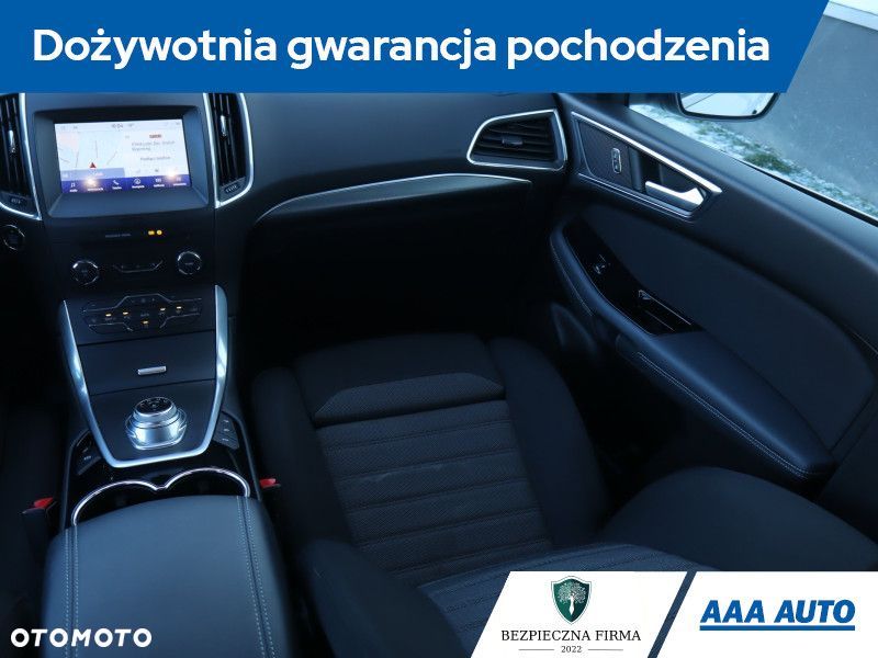 Ford S-Max - 10