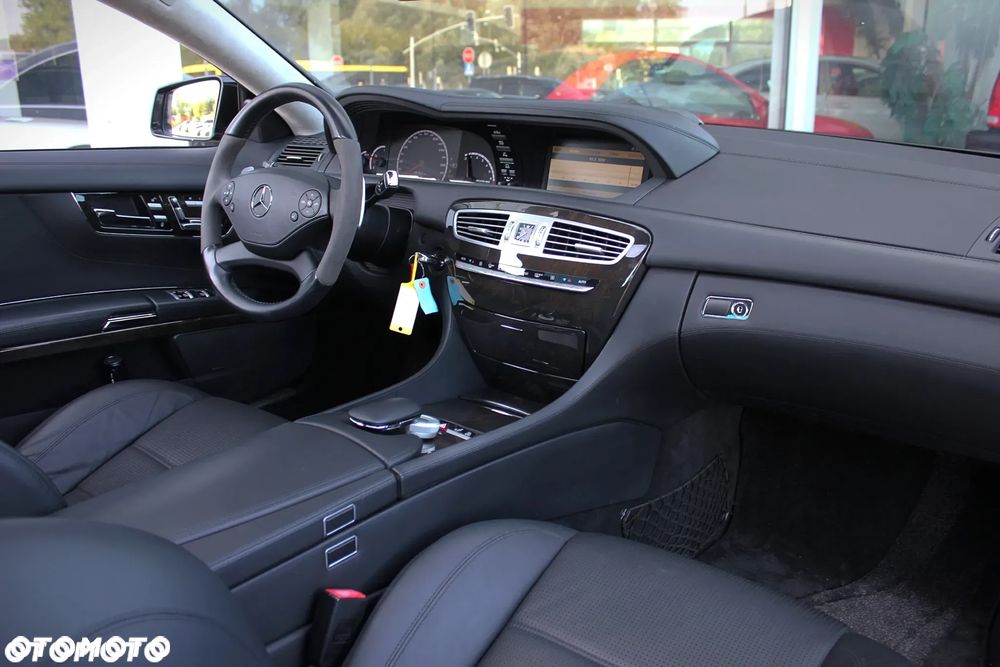 Mercedes-Benz CL - 3