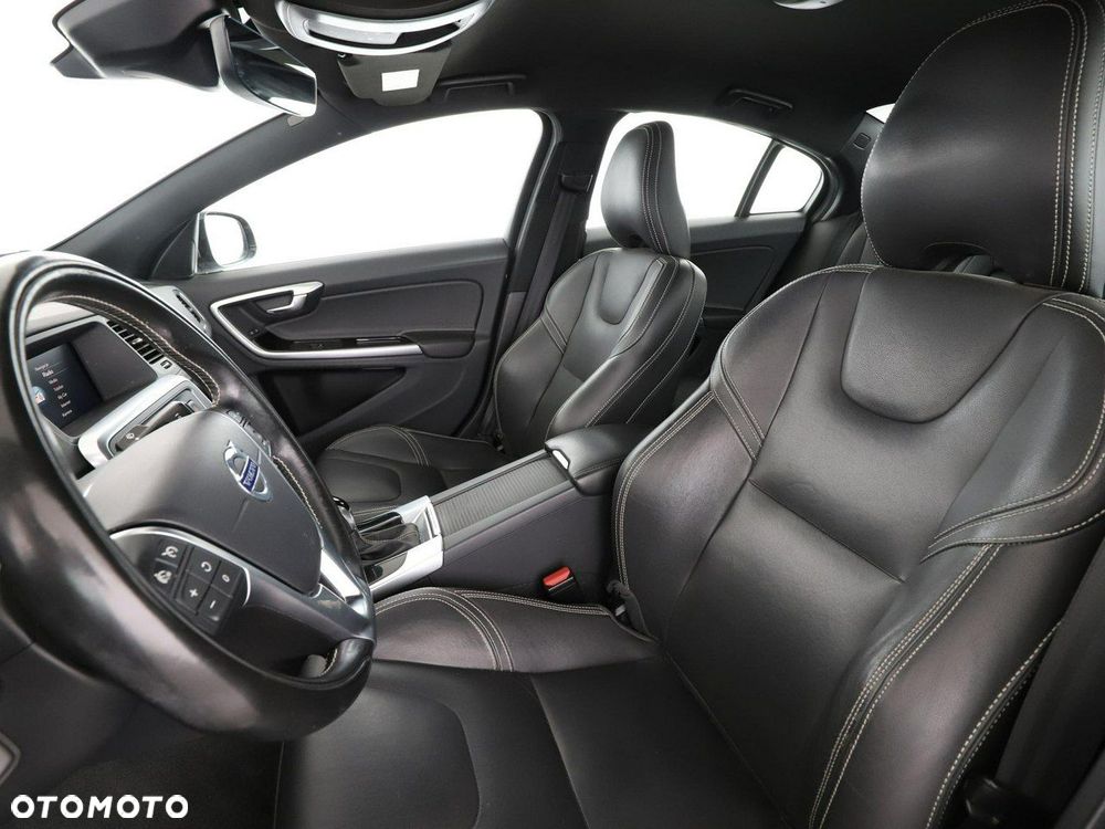Volvo S60 T3 Geartronic Linje Svart - 14