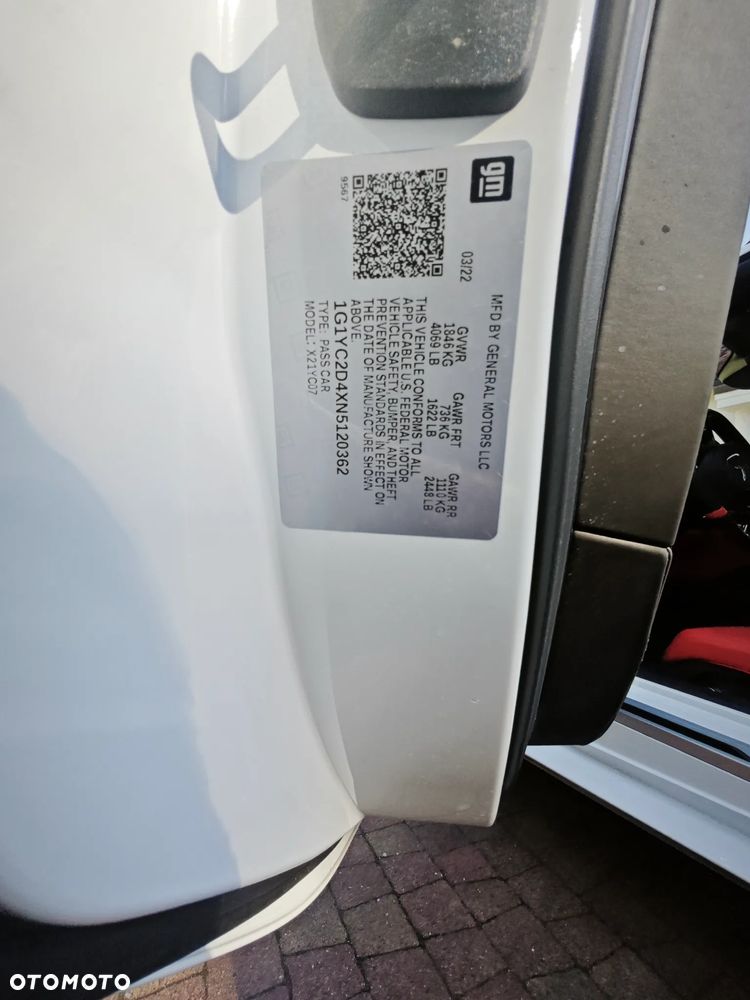 Chevrolet Corvette - 22