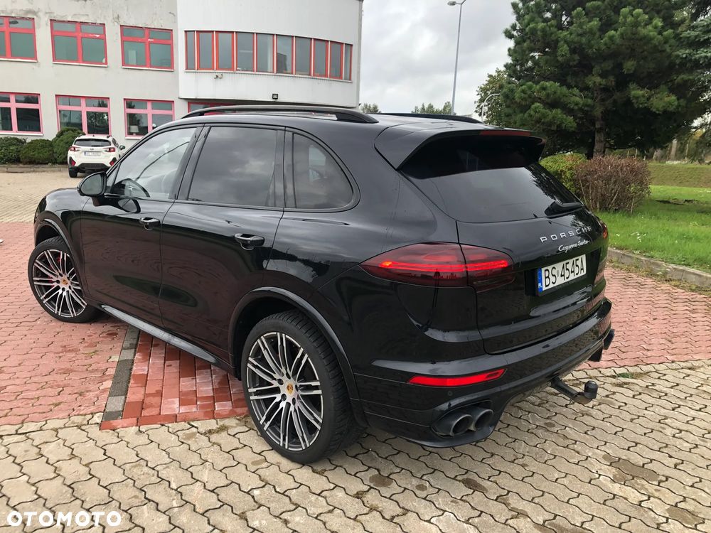 Porsche Cayenne - 3