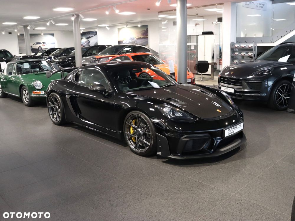 Porsche 718 Cayman GPF GT4 RS PDK - 7