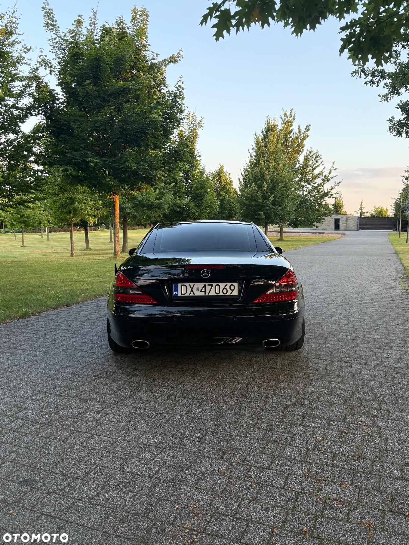 Mercedes-Benz SL 350 - 12