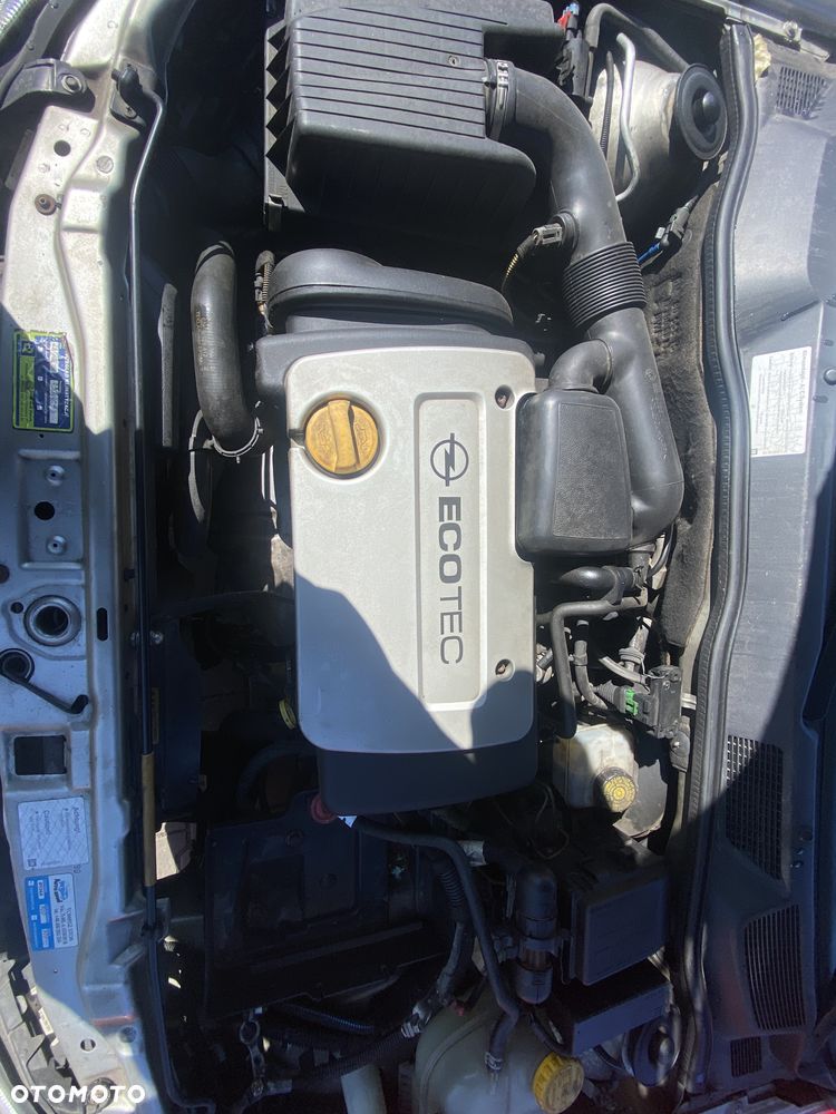 Opel Astra  na części - 4