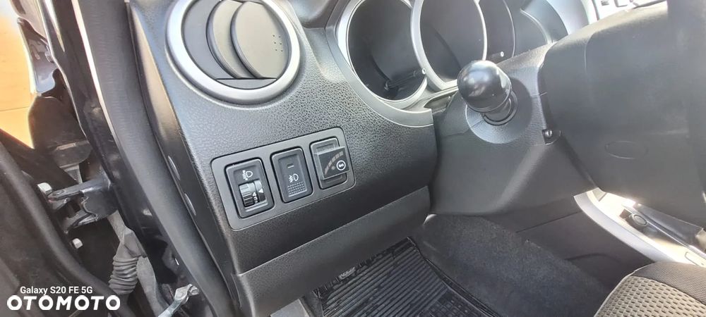 Suzuki Grand Vitara 2.4 De Luxe - 15