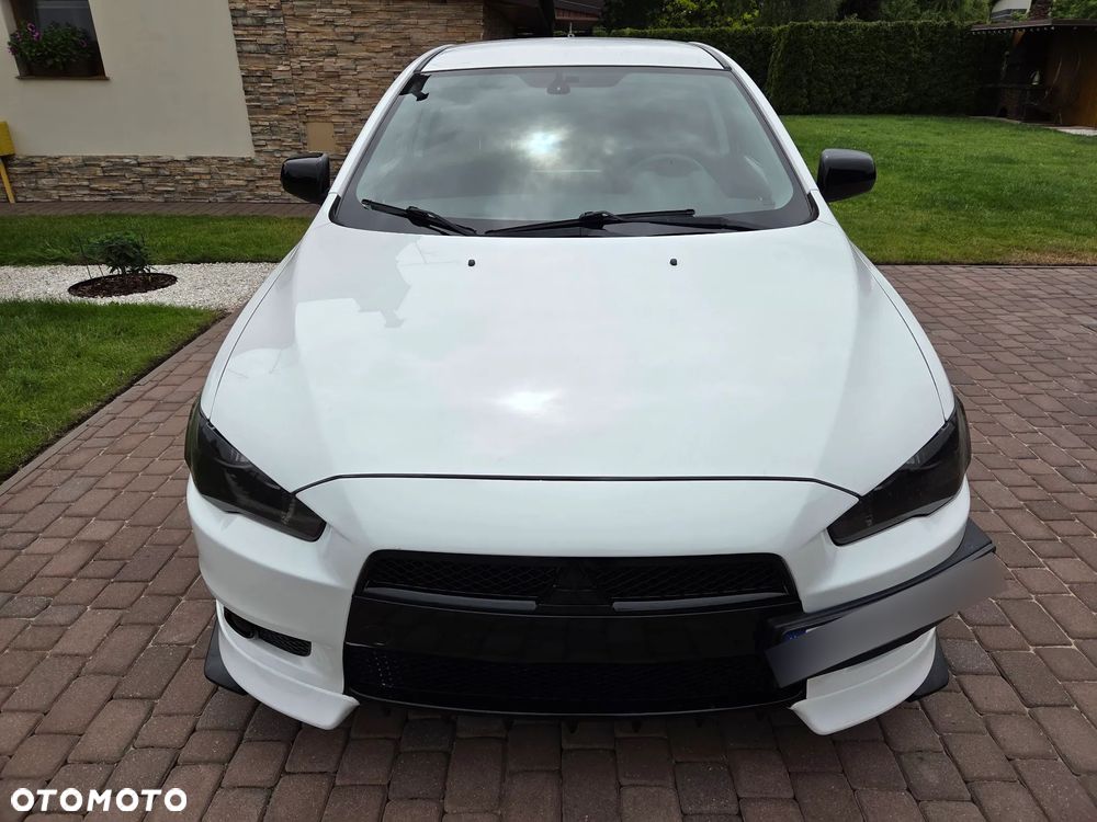 Mitsubishi Lancer - 9