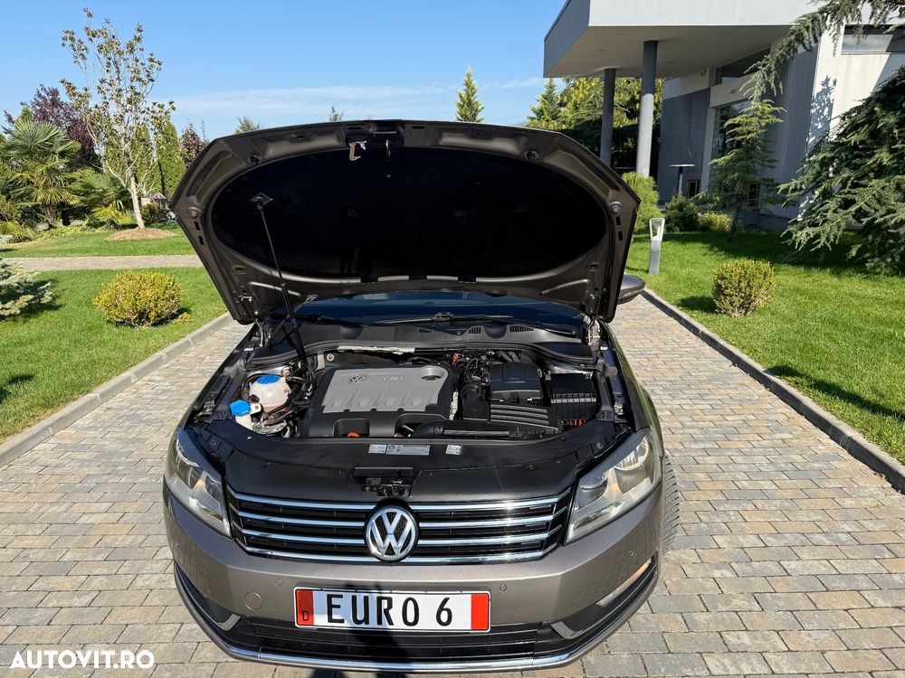 Volkswagen Passat Variant 2.0 TDI DSG BlueMotion Technology Exclusive - 22