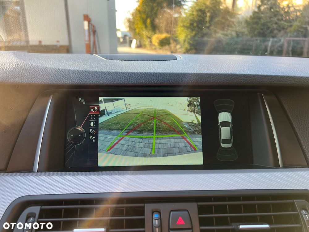 BMW Seria 5 535i - 28