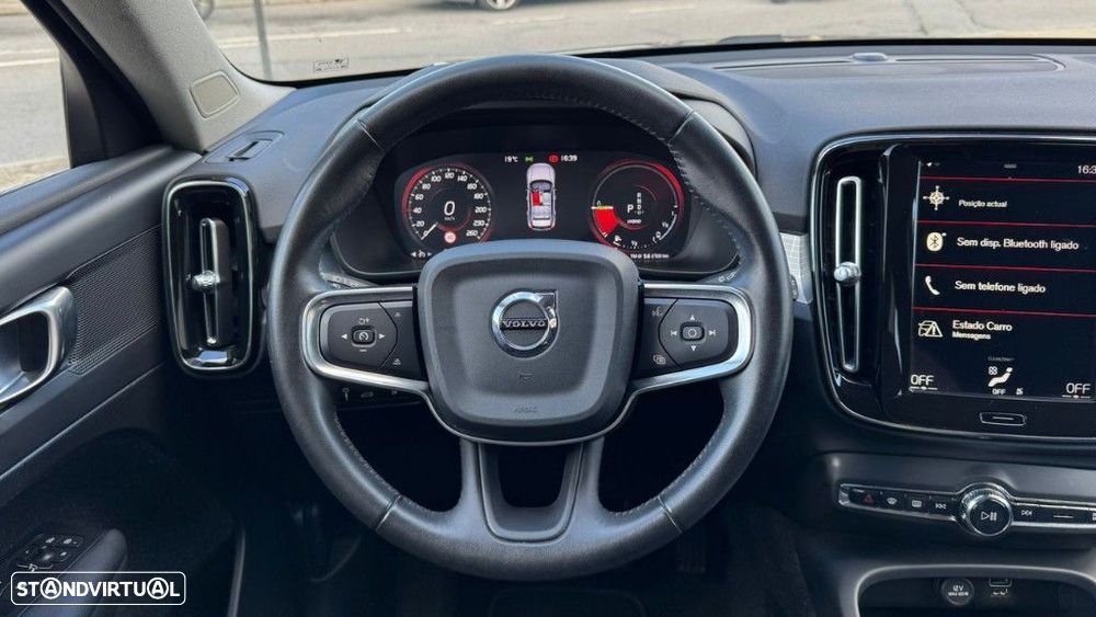 Volvo XC 40 1.5 T5 PHEV Momentum Plus - 15