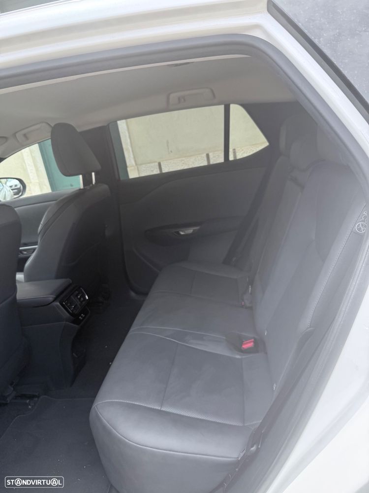 Lexus RZ 450e Executive Plus - 8