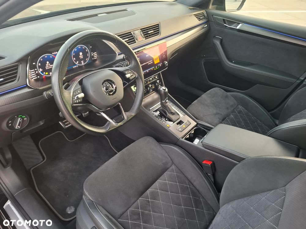 Skoda Superb 2.0 TDI SCR Sportline DSG - 19