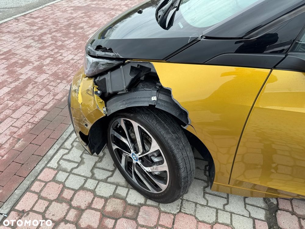 BMW i3 (120 Ah) - 12