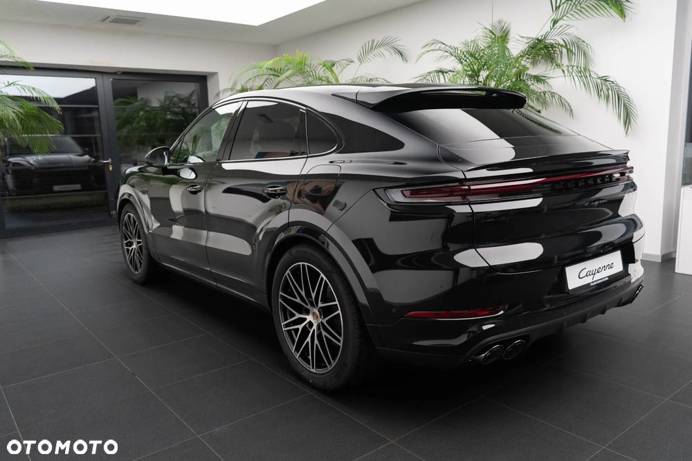 Porsche Cayenne E-Hybrid PHEV - 3