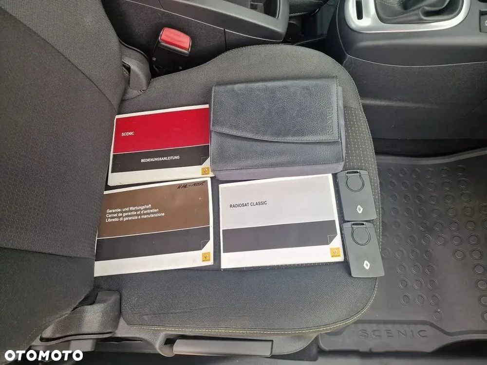 Renault Grand Scenic Gr 1.4 16V TCE Bose Edition - 24
