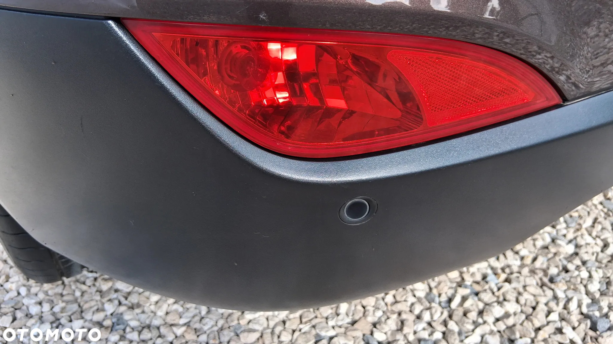 Hyundai ix35 1.6 2WD Fifa World Cup Edition - 10