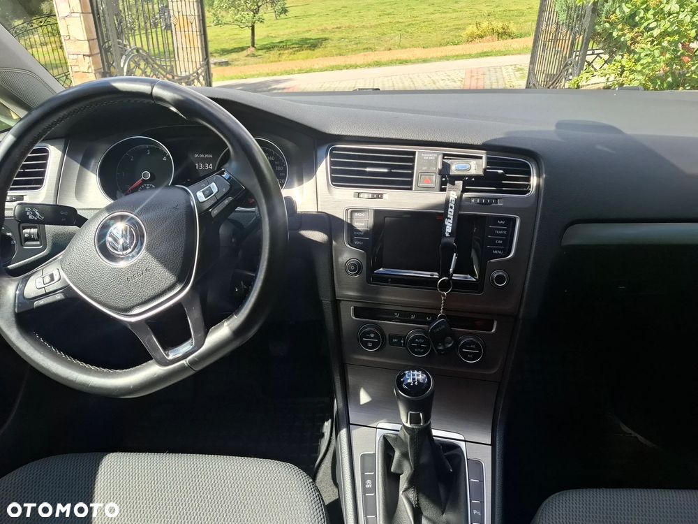 Volkswagen Golf 1.6 TDI DPF Comfortline - 6