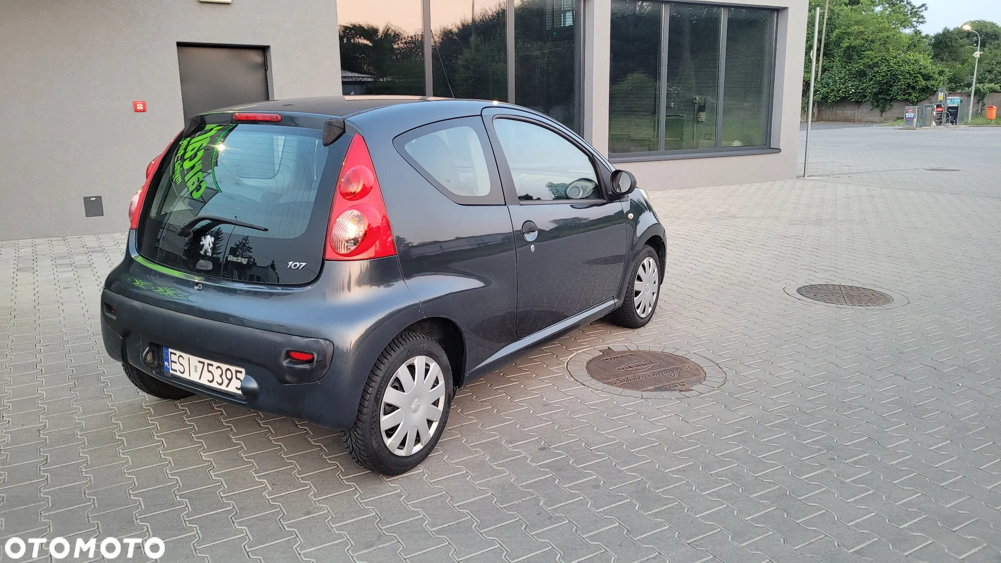 Peugeot 107 1.0 Trendy - 4