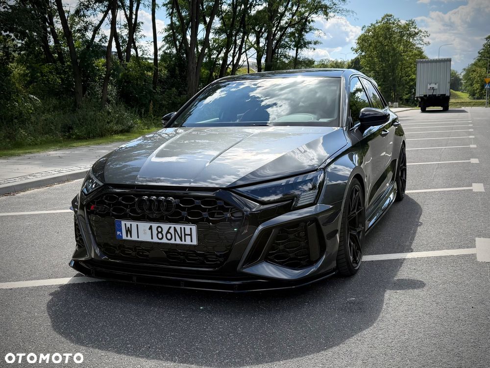 Audi RS3 Sportback - 1