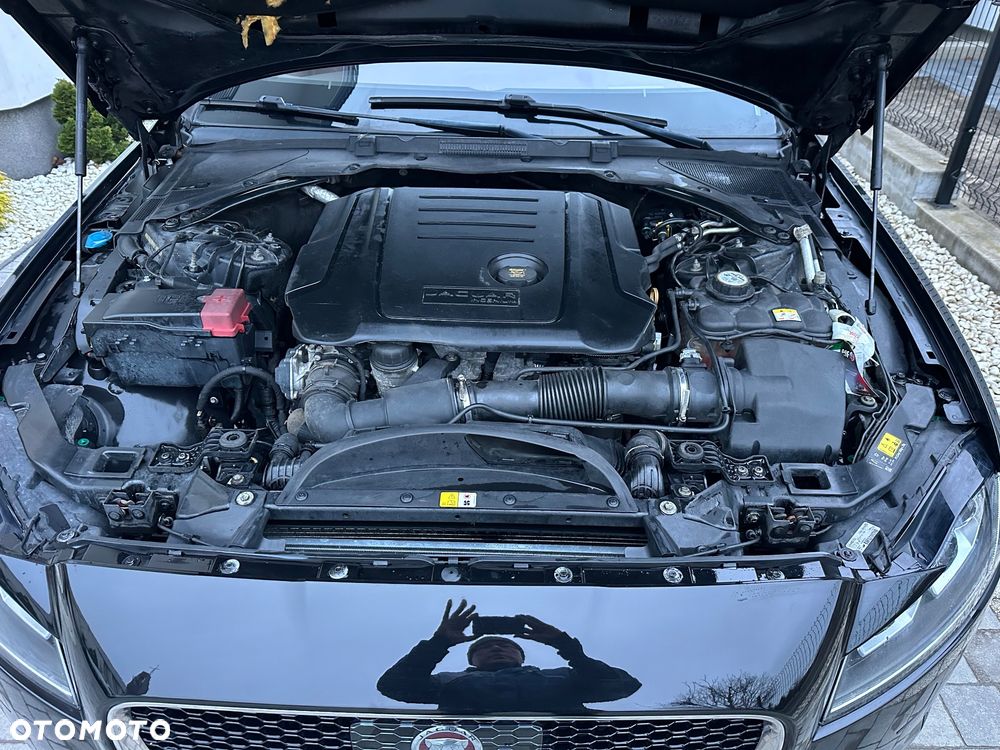 Jaguar XF 2.0 i4D Prestige - 9