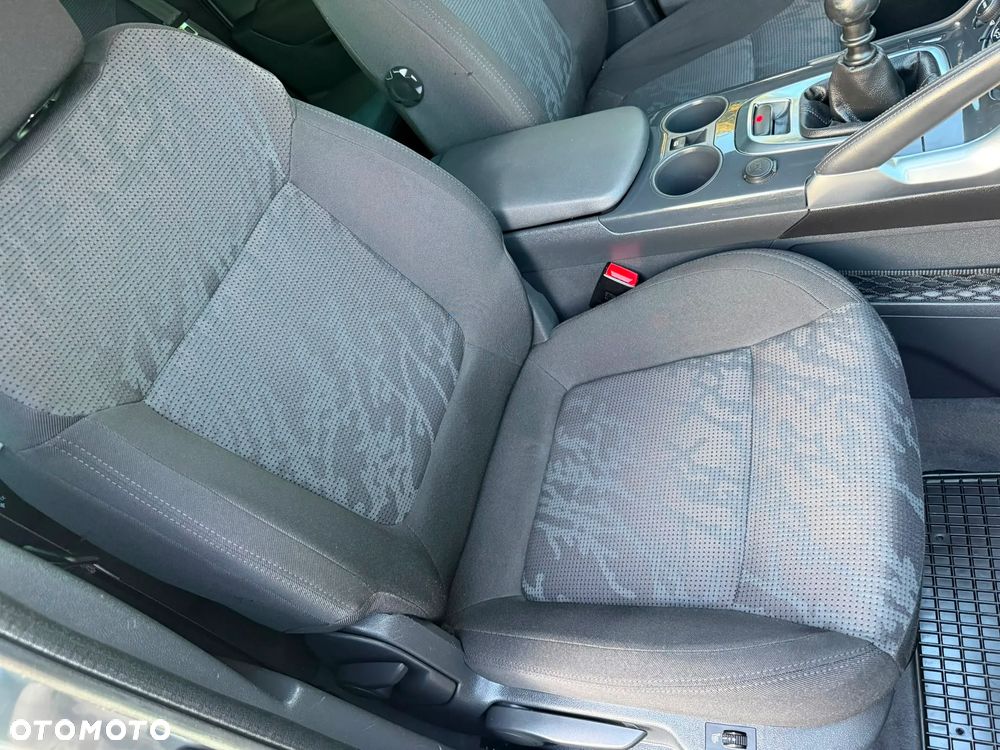 Peugeot 3008 1.6 Premium+ - 32