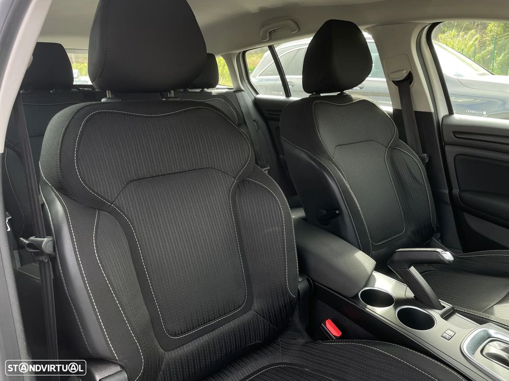 Renault Mégane Sport Tourer ENERGY dCi 110 EDC LIMITED - 12