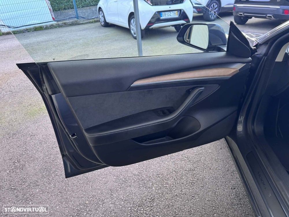 Tesla Model 3 Long Range AWD Dual Motor - 23