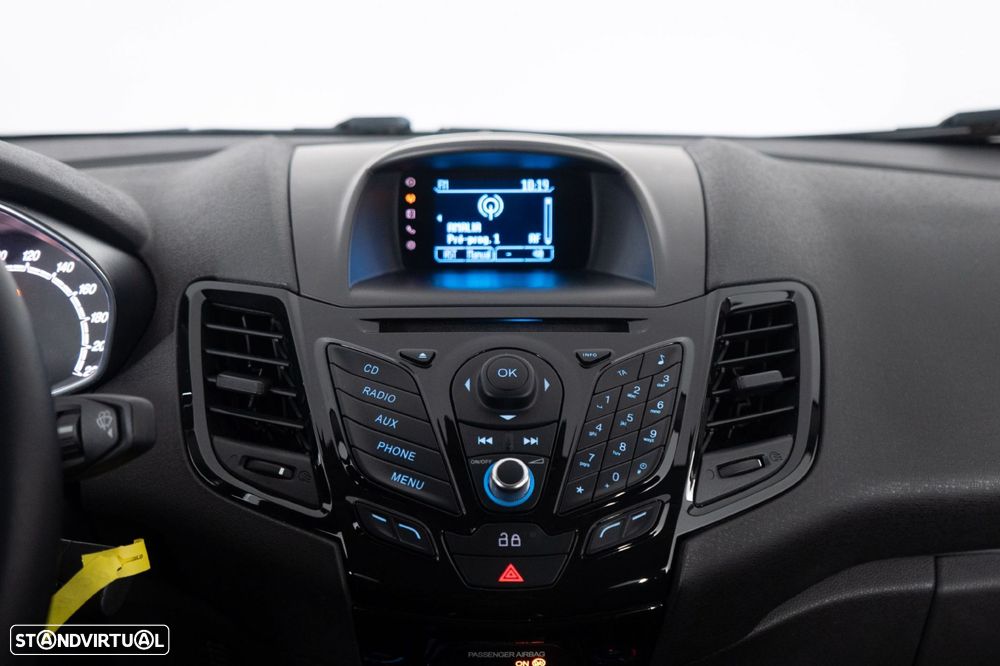 Ford Fiesta 1.0 EcoBoost Titanium - 16
