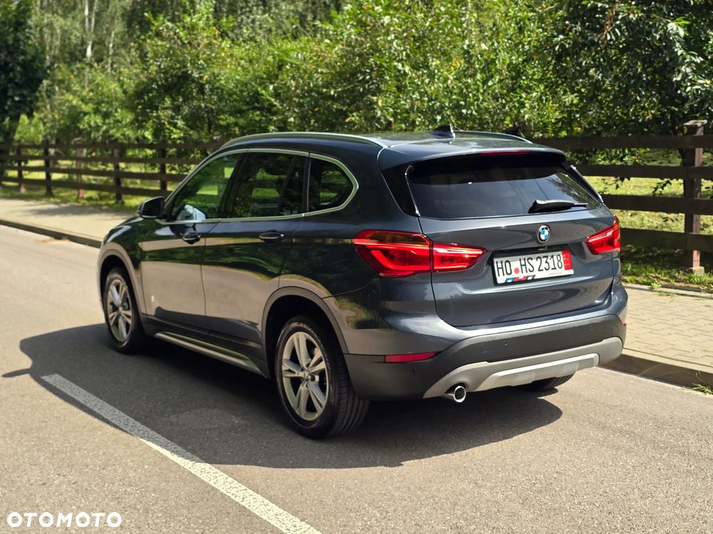 BMW X1 sDrive16d - 19