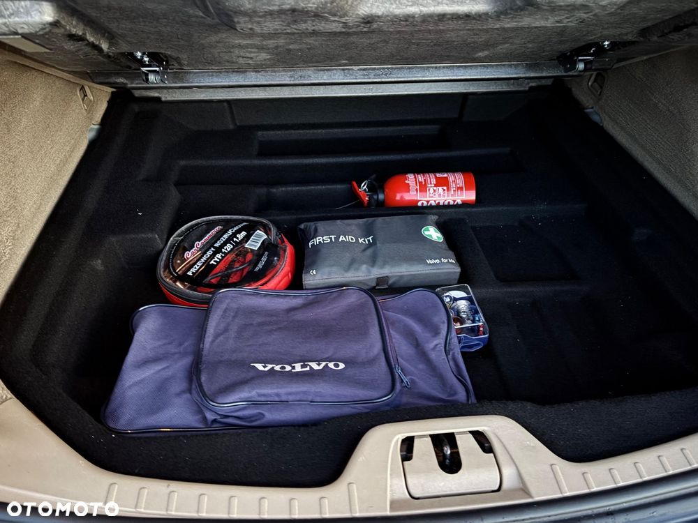 Volvo V60 D4 Geartronic Momentum - 13