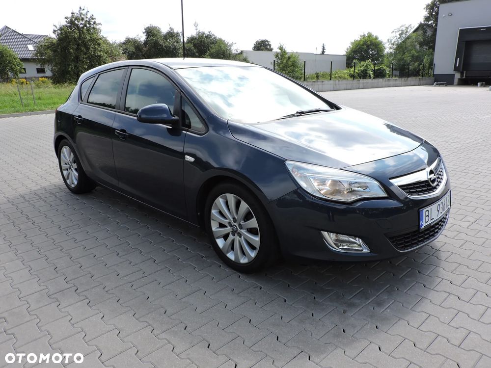 Opel Astra 1.4 T Enjoy - 1