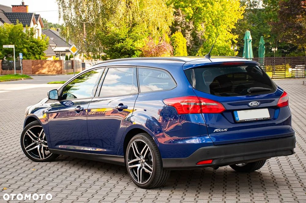 Ford Focus 1.6 TDCi DPF Start-Stopp-System SYNC Edition - 8