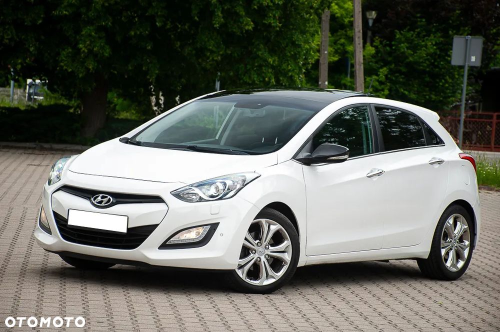 Hyundai i30 blue 1.6 CRDi Trend - 8