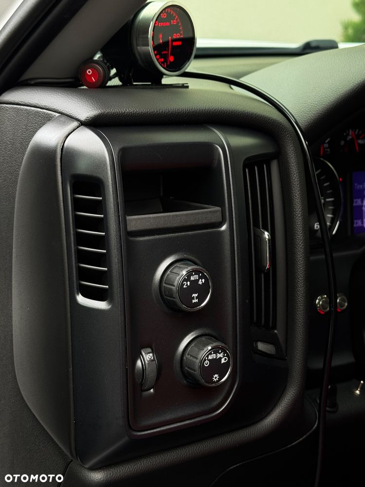 Chevrolet Silverado 5.3 Extended Cab LT1 4x4 - 21