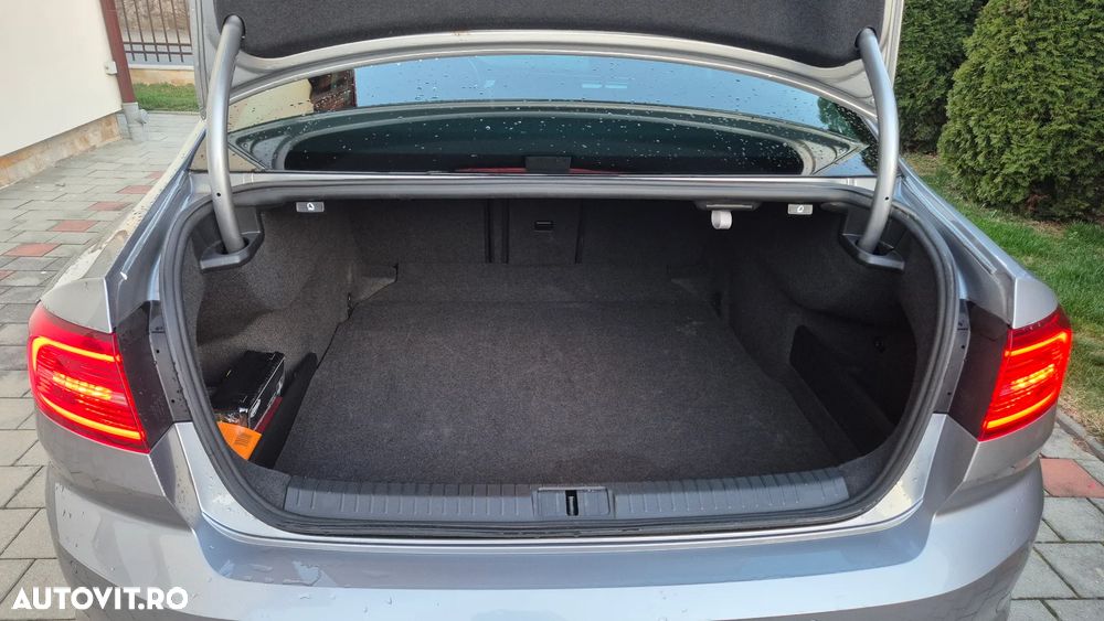 Volkswagen Passat 1.4 TSI ACT DSG R Executive - 7