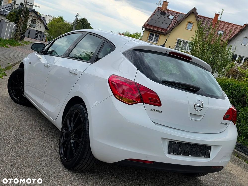 Opel Astra 1.4 Start - 14