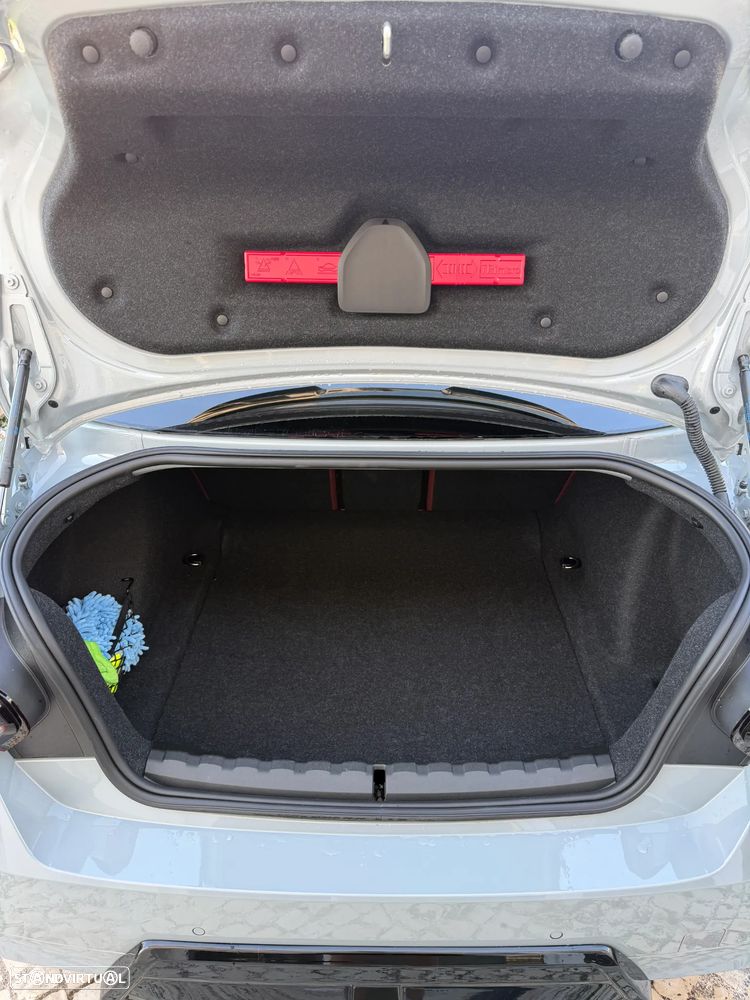 BMW 218 i Pack Desportivo M Pro Auto - 13