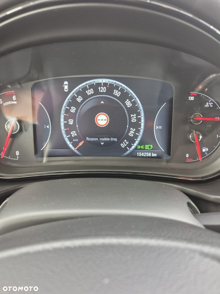 Opel Insignia 2.0 CDTI ecoFLEX - 12