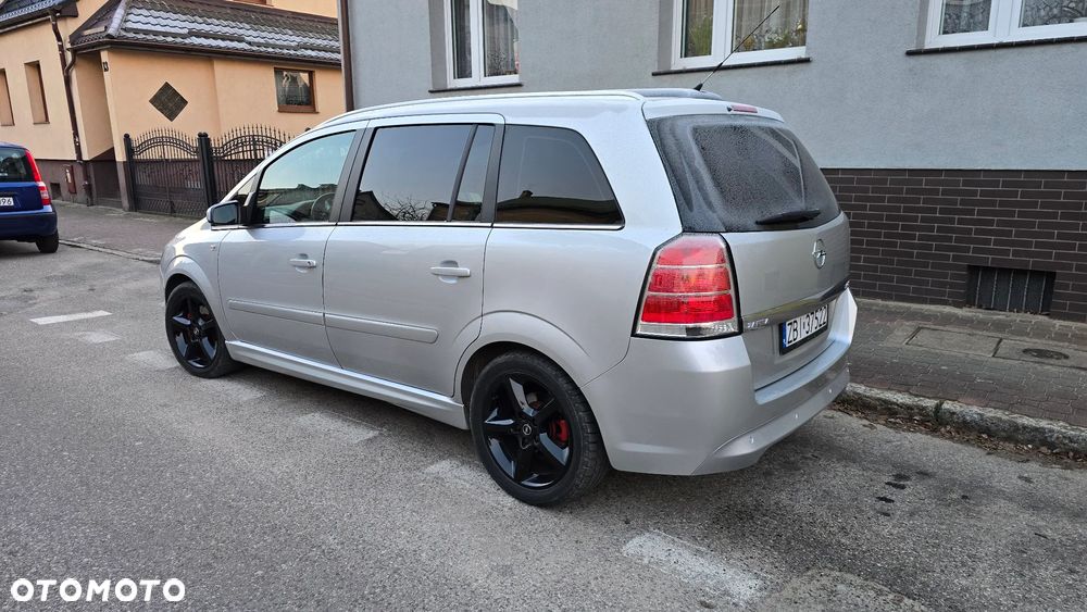 Opel Zafira 1.9 CDTI Sport - 3