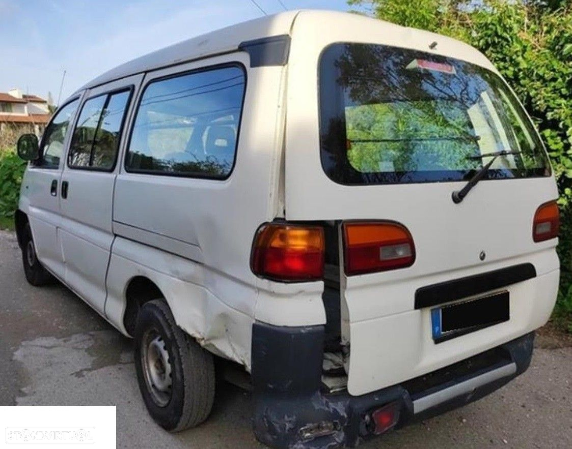 Mitsubishi L400 2.5TD de 1998 disponível para peças - Motor+caixa Vendido - 4