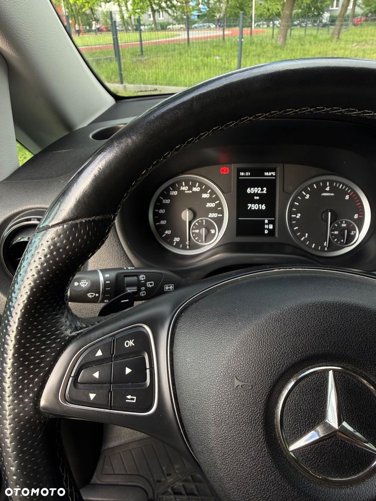 Mercedes-Benz Vito Tourer Extralang EDITION - 26