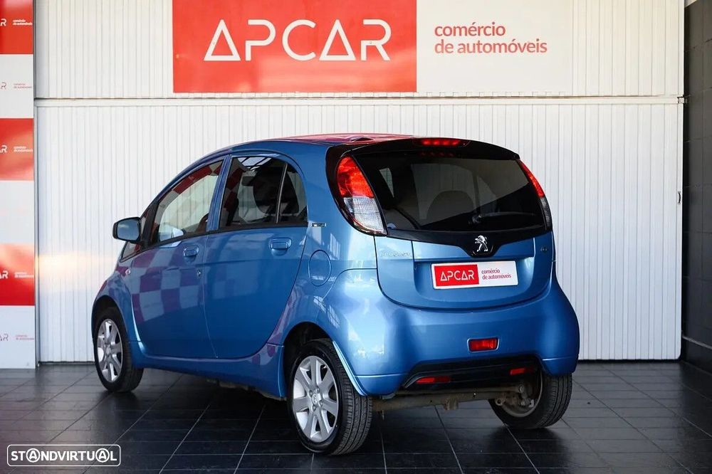 Peugeot iOn Active - 8