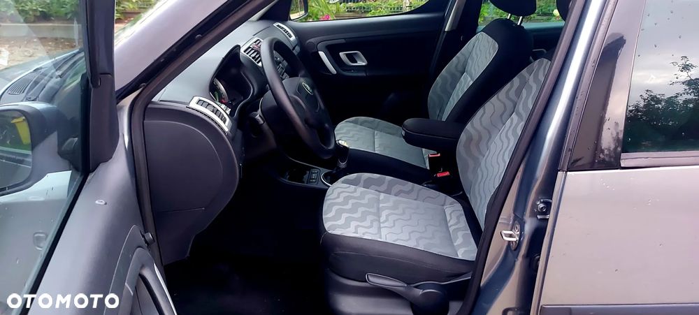 Skoda Roomster - 14